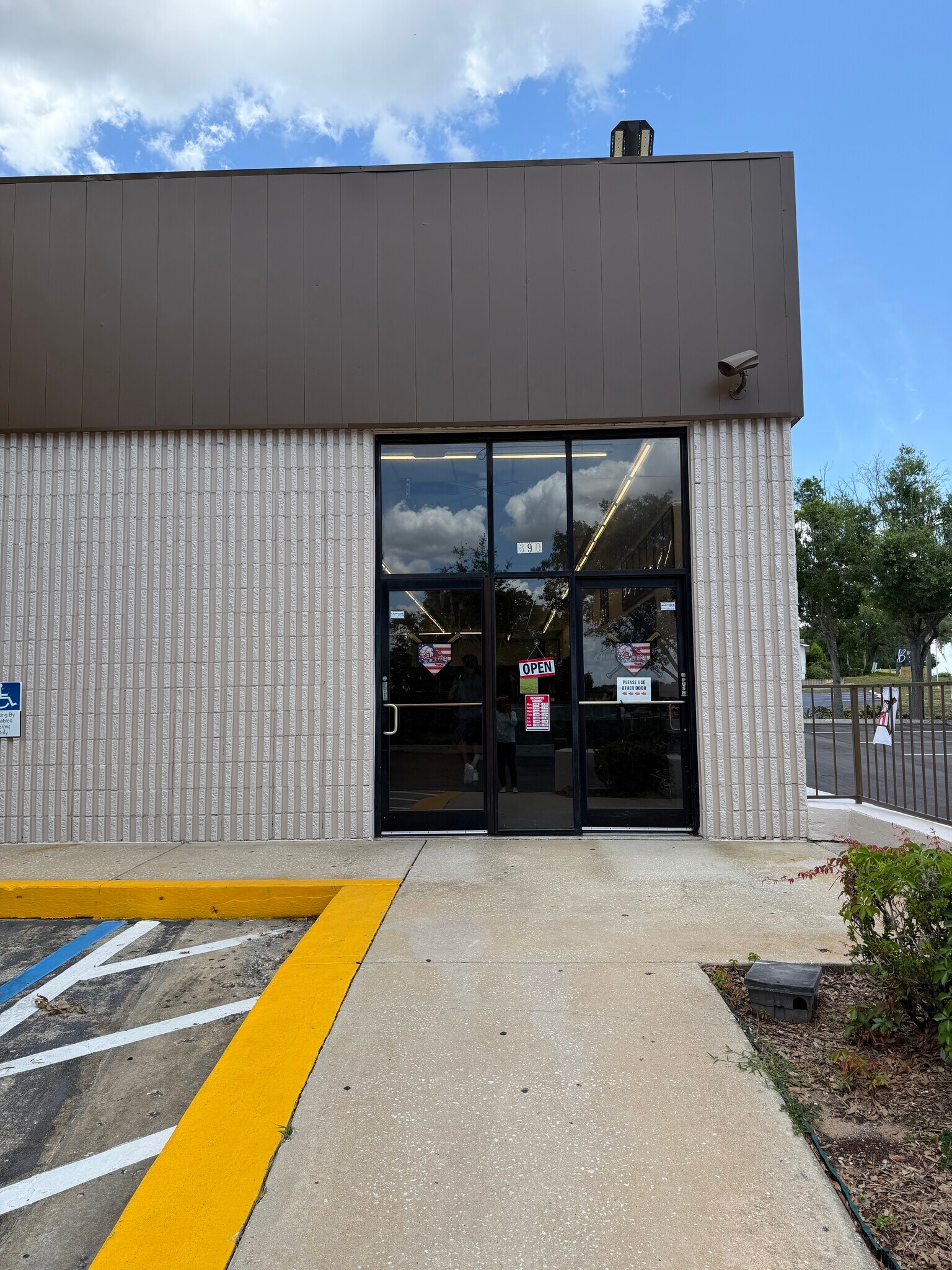 390 E Highway 50, Clermont, FL à louer Photo de l’immeuble– Image 1 sur 6