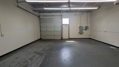 4002-4014 148th Ave NE, Redmond, WA à louer Photo intérieure– Image 1 sur 8