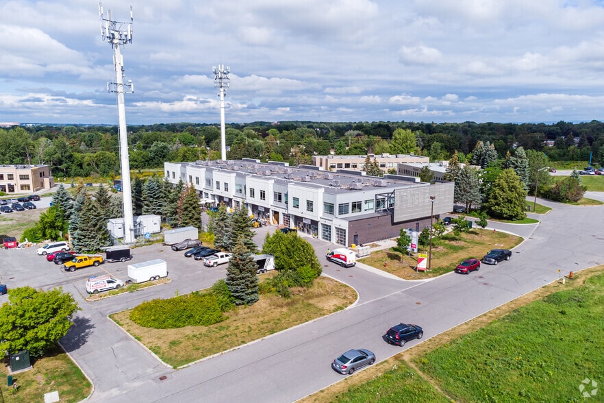 65 Denzil Doyle Crt, Ottawa, ON à vendre - Aérien – Image 2 sur 24