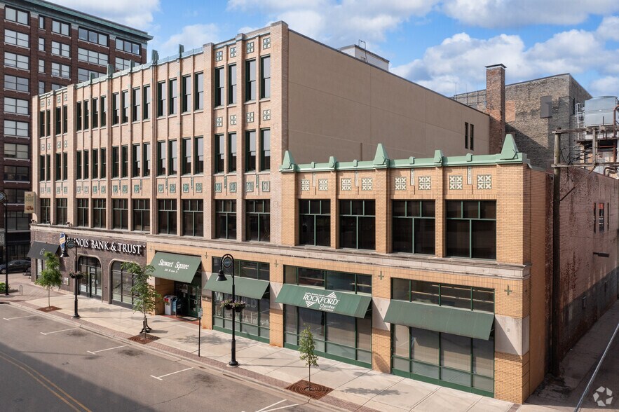 308 W State St, Rockford, IL à louer - Photo de l’immeuble – Image 3 sur 18