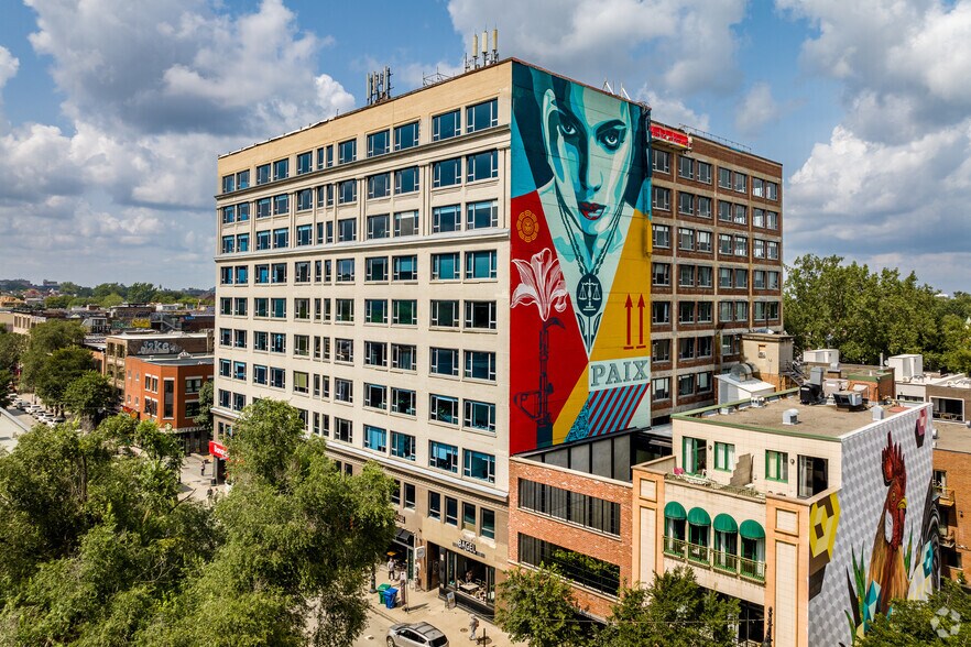 3575 Boul Saint-Laurent, Montréal, QC à louer - Photo de l’immeuble – Image 2 sur 8
