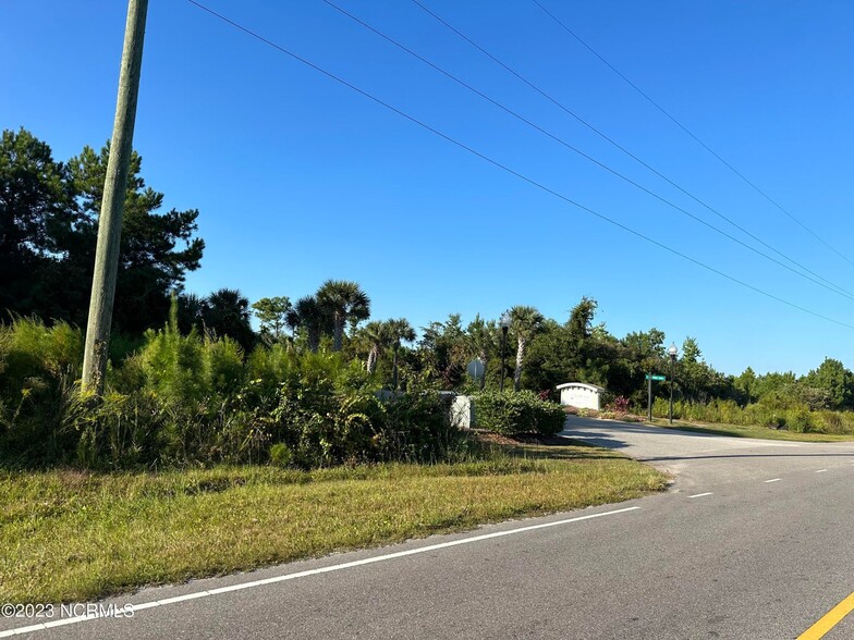 6350 Beach Dr, Ocean Isle Beach, NC à vendre - Autre – Image 2 sur 4