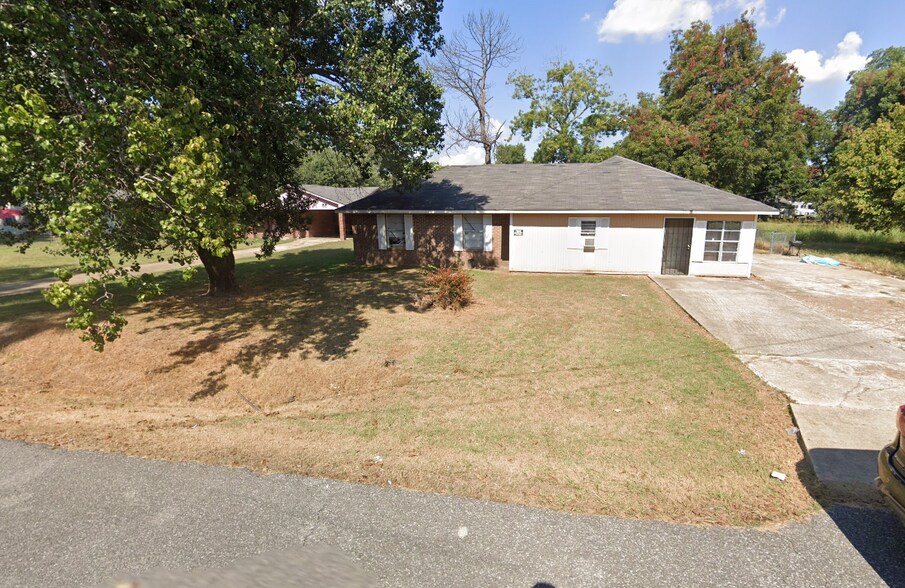 23 Single Family Homes - Heavy Cashflow portefeuille de 23 biens à vendre sur LoopNet.fr - Photo de l’immeuble – Image 2 sur 23