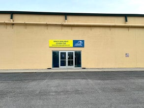 1320 Lincoln Way E, Chambersburg, PA à louer Photo intérieure– Image 1 sur 3