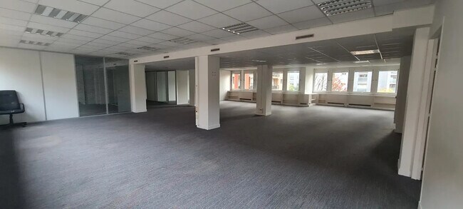 Plus de détails pour Bureau à louer