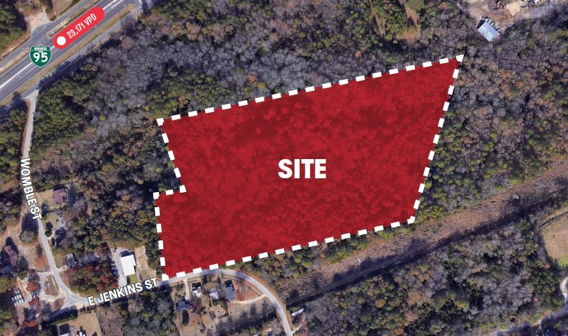 E Jenkins St, Fayetteville, NC à vendre - Photo de l’immeuble – Image 3 sur 5