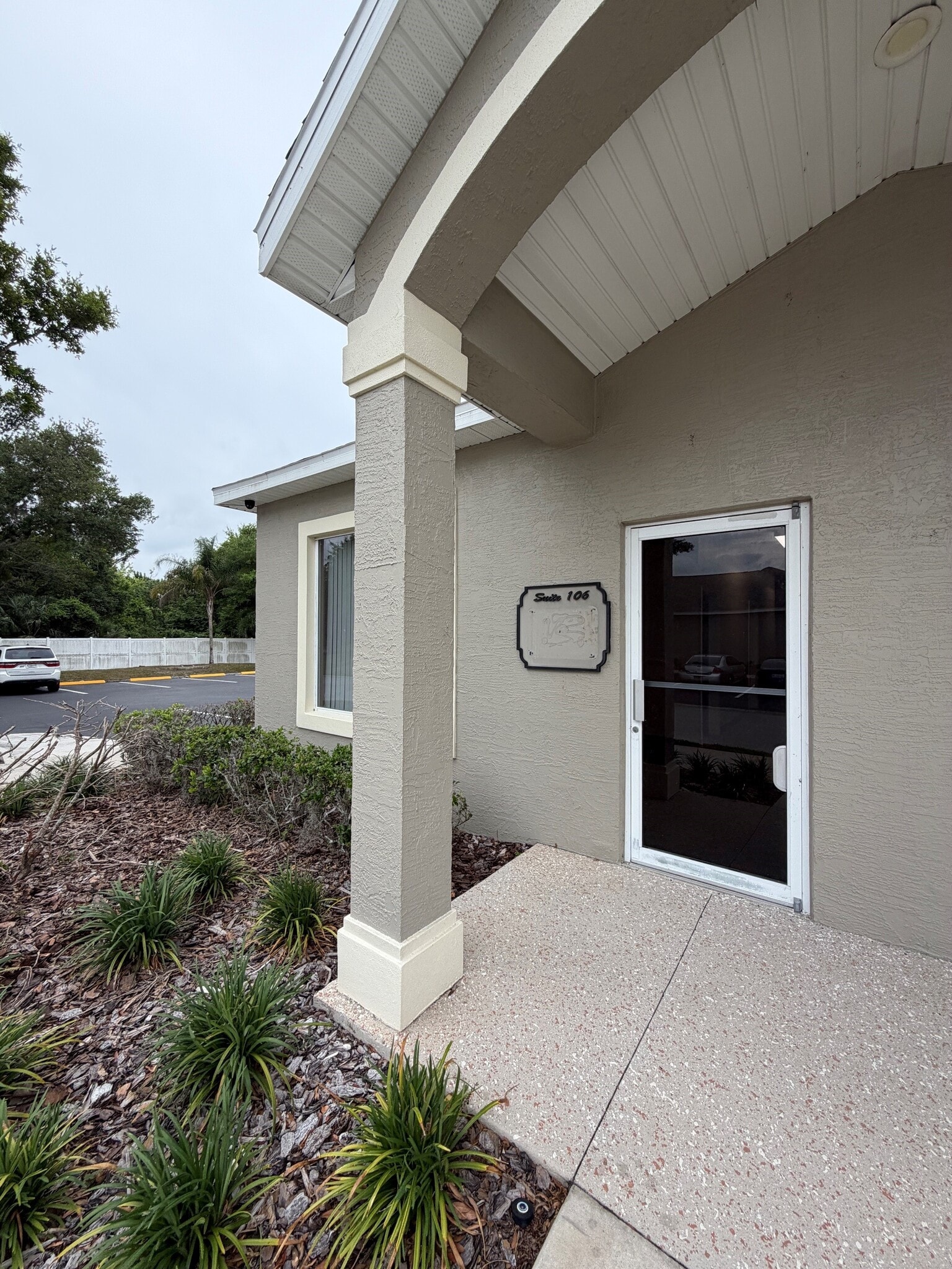 9738 US Highway 441, Leesburg, FL à louer Photo principale– Image 1 sur 9