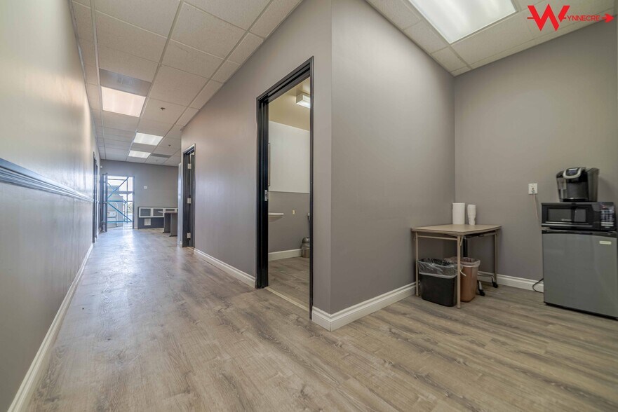 1221 Puerta Del Sol, San Clemente, CA à louer - Photo intérieure – Image 2 sur 8