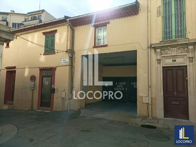 Plus de détails pour Local commercial à vendre