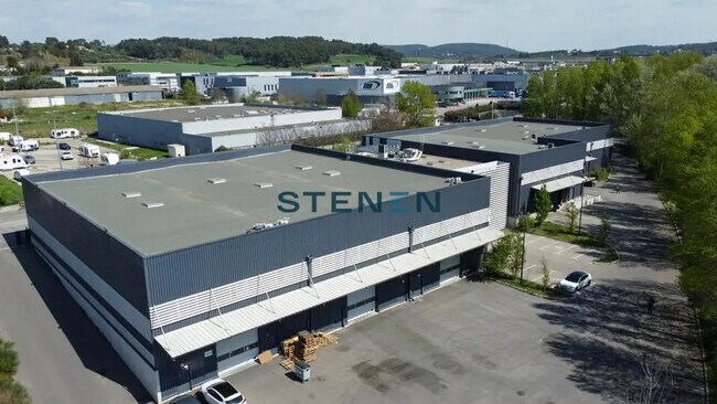 Plus de détails pour Bureau/Local commercial à louer