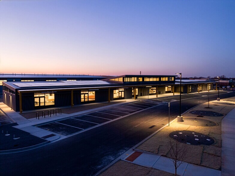 301-357 W 65th St, Loveland, CO à louer - Photo de l’immeuble – Image 3 sur 19