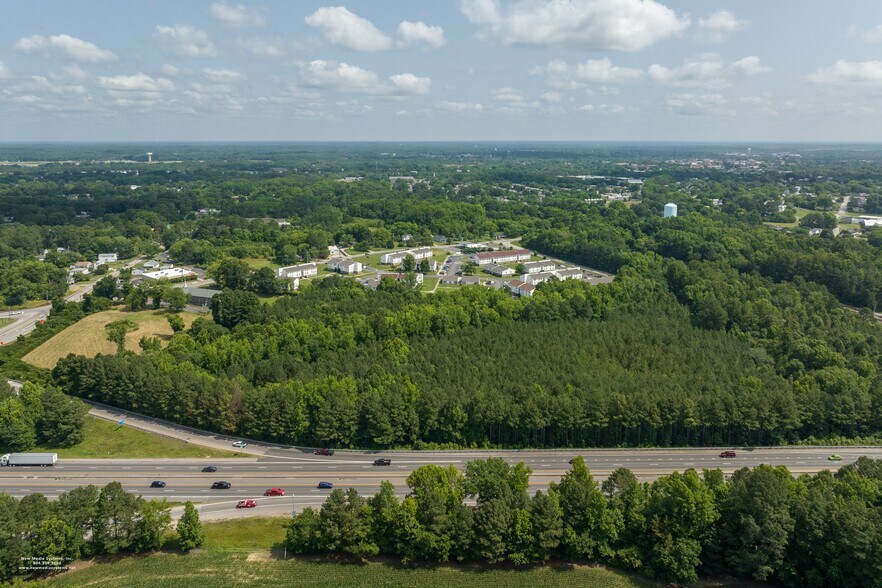 1801 Squirrel Level Rd, Petersburg, VA à vendre - Photo de l’immeuble – Image 3 sur 8