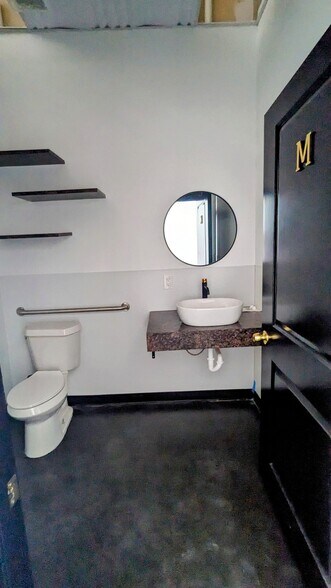 9710 S Kirkwood Rd, Houston, TX à louer - Photo intérieure – Image 3 sur 14