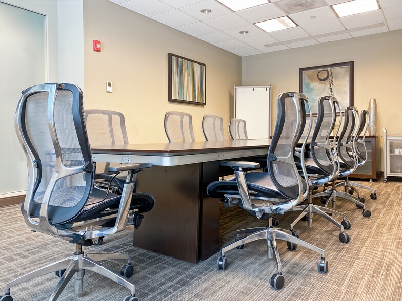 2700 Patriot Blvd, Glenview, IL à louer - Photo intérieure – Image 3 sur 14