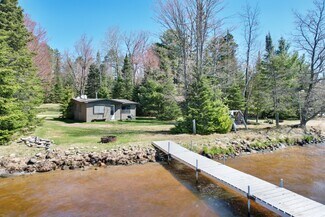 Plus de détails pour 8475 Hillcrest Ln, Saint Germain, WI - Hôtellerie à vendre