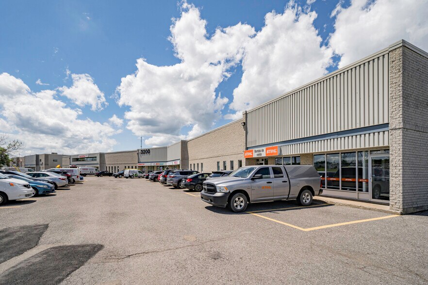 3200 Av Watt, Québec, QC à louer - Photo de l’immeuble – Image 3 sur 3