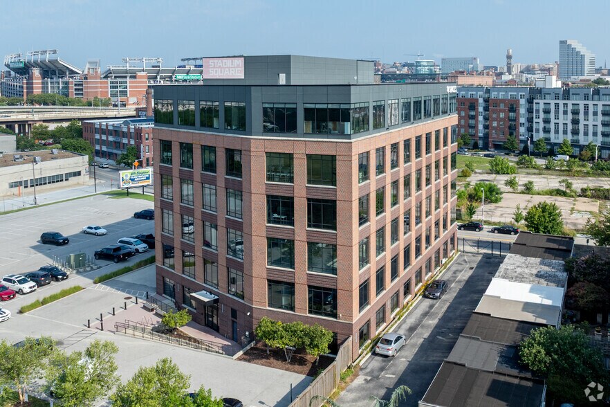 145 W Ostend St, Baltimore, MD à louer - Photo de l’immeuble – Image 2 sur 5