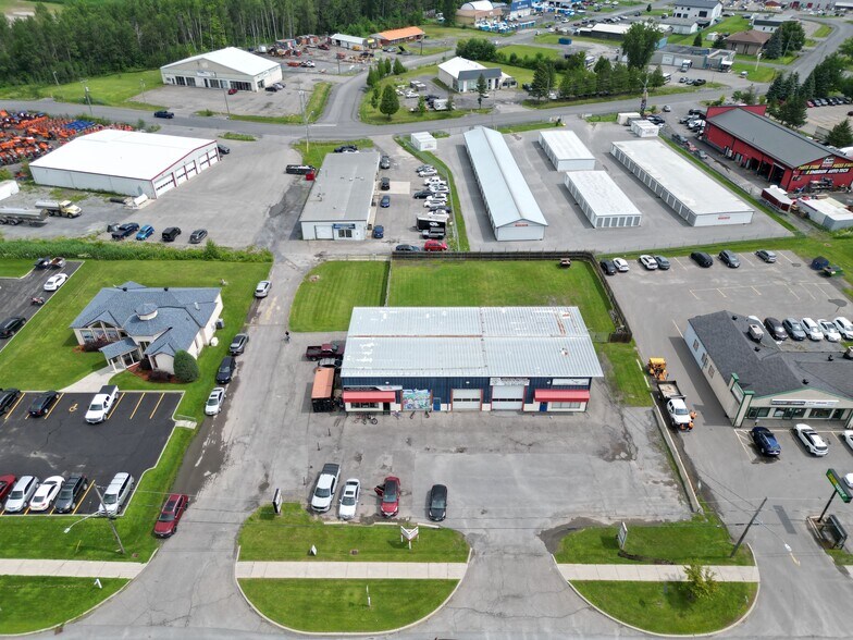 671 Notre Dame St, Russell, ON à vendre - Aérien – Image 2 sur 15