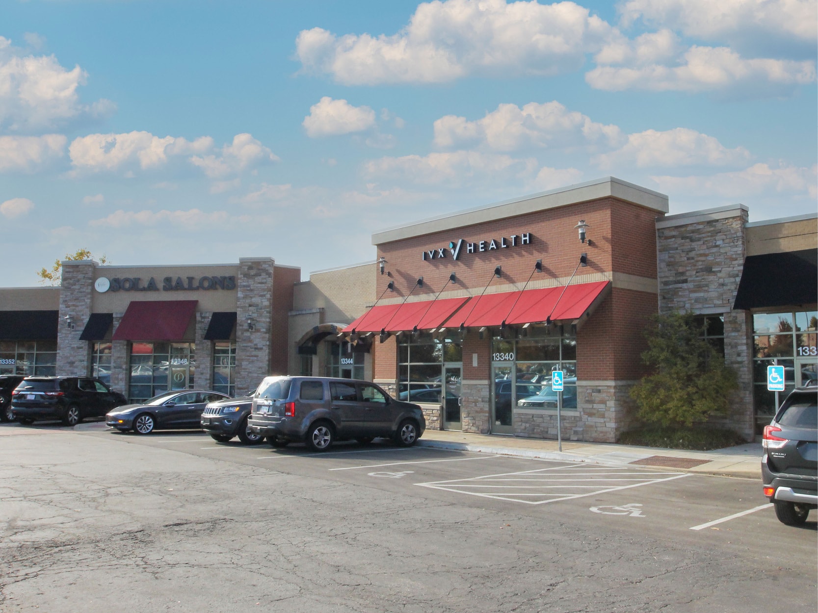 NW 135th St, Overland Park, KS à louer Photo principale– Image 1 sur 18