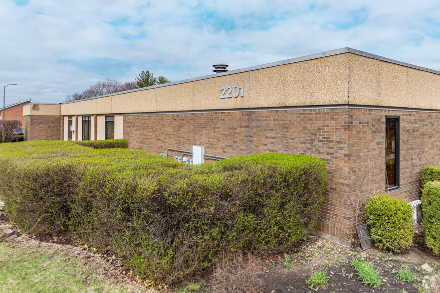 2201 Glenwood Ave, Joliet, IL à vendre - Photo de l’immeuble – Image 2 sur 5