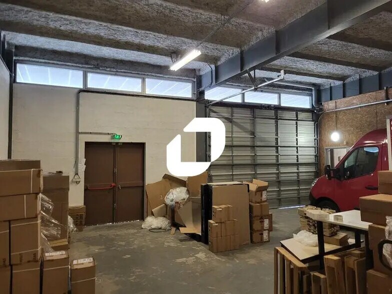 Local commercial dans Mérignac à louer - Photo de l’immeuble – Image 3 sur 12