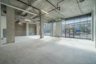 1725 Village Ln, Far Rockaway, NY à louer Photo intérieure– Image 2 sur 3