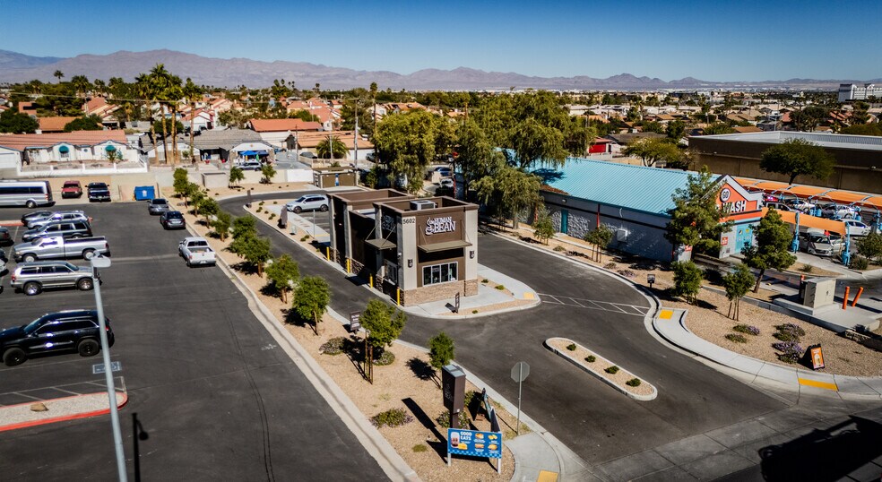 5602 W Charleston Blvd, Las Vegas, NV à vendre - Photo de l’immeuble – Image 3 sur 7
