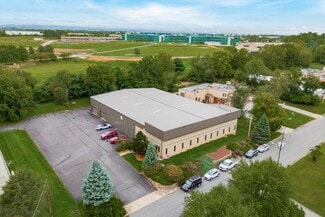 Plus de détails pour 475 Business Park Ln, Allentown, PA - Industriel/Logistique à vendre