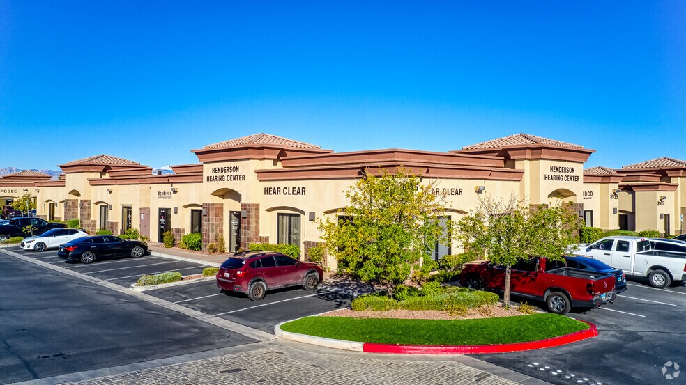 8935 S Pecos Rd, Henderson, NV à vendre - Photo principale – Image 1 sur 10