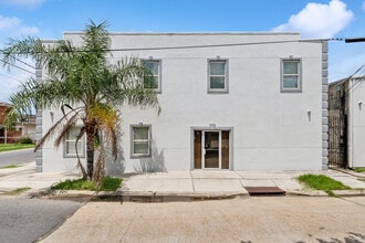 8137 Oleander St, New Orleans, LA à louer Photo intérieure– Image 2 sur 13