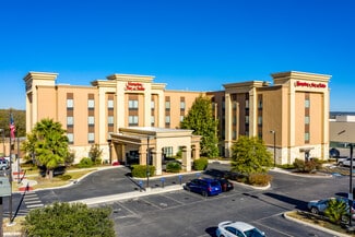 Plus de détails pour 14655 IH-35 N Access Rd, Selma, TX - Hôtellerie à vendre