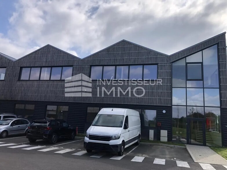Industriel/Logistique dans Serris à vendre - Photo de l’immeuble – Image 1 sur 10