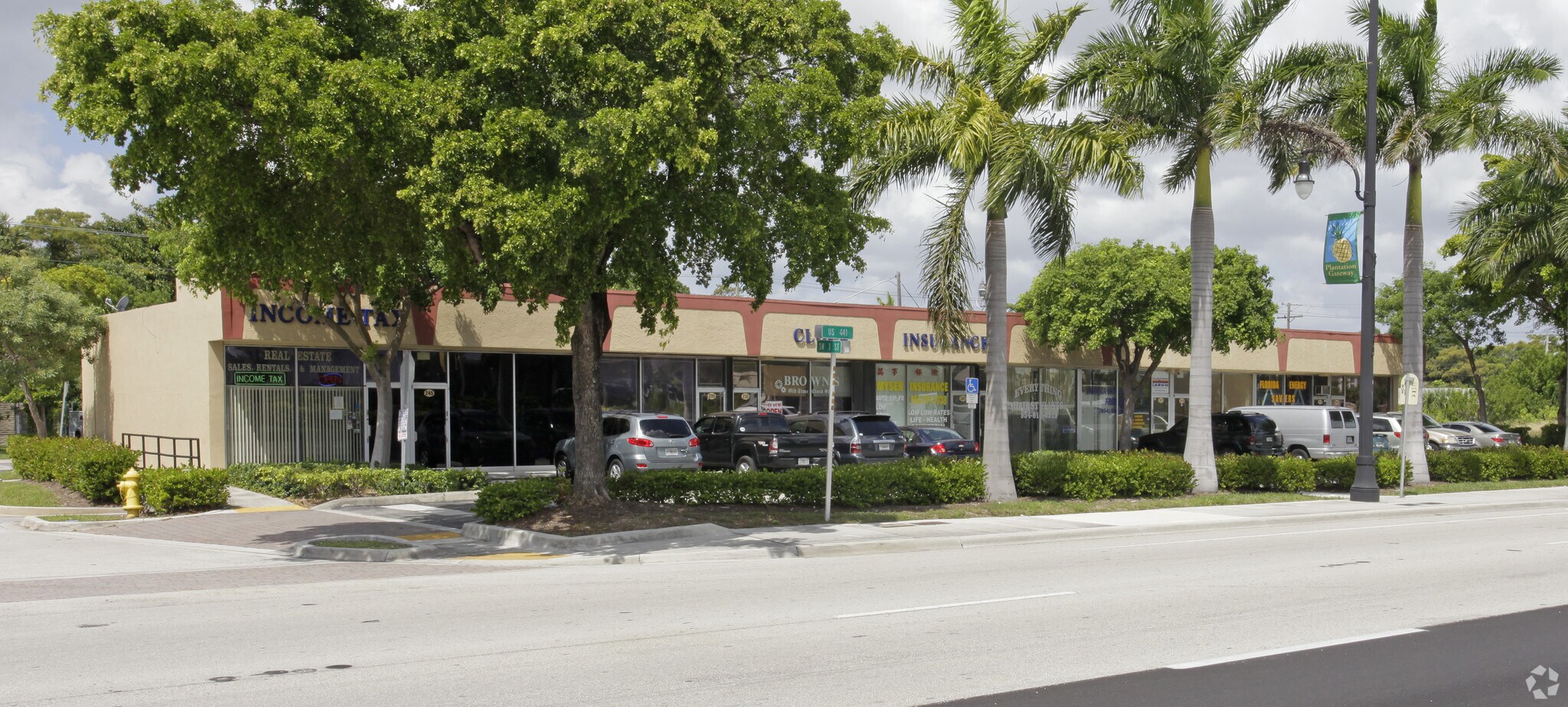 215 S State Rd 7, Plantation, FL à louer Photo principale– Image 1 sur 5
