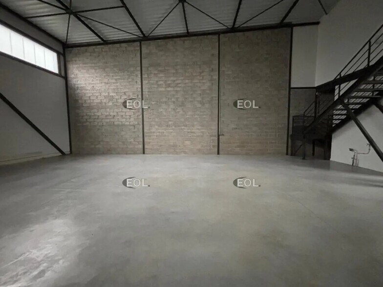 Local d’activités dans Marcoussis à louer - Photo intérieure – Image 3 sur 9