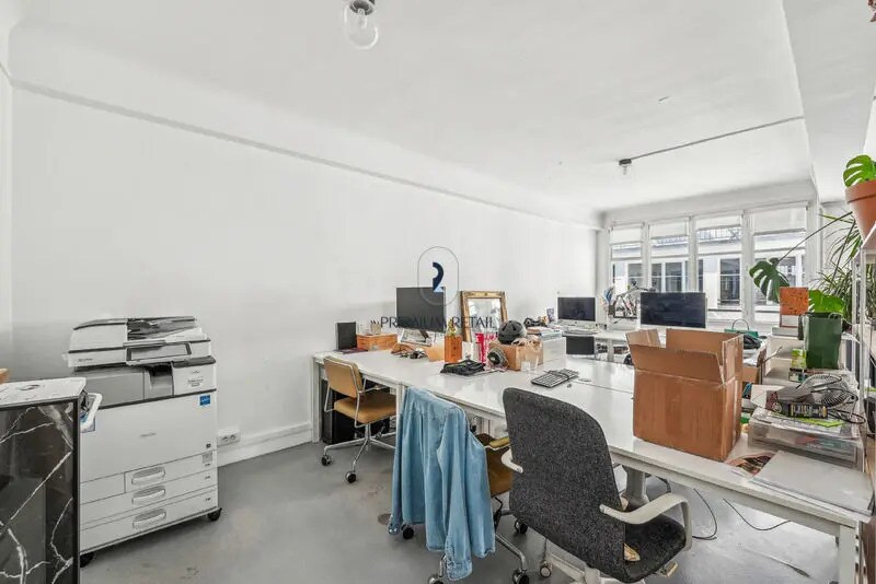 11 Rue Des Petites Ecuries, Paris à louer - Photo de l’immeuble – Image 3 sur 15