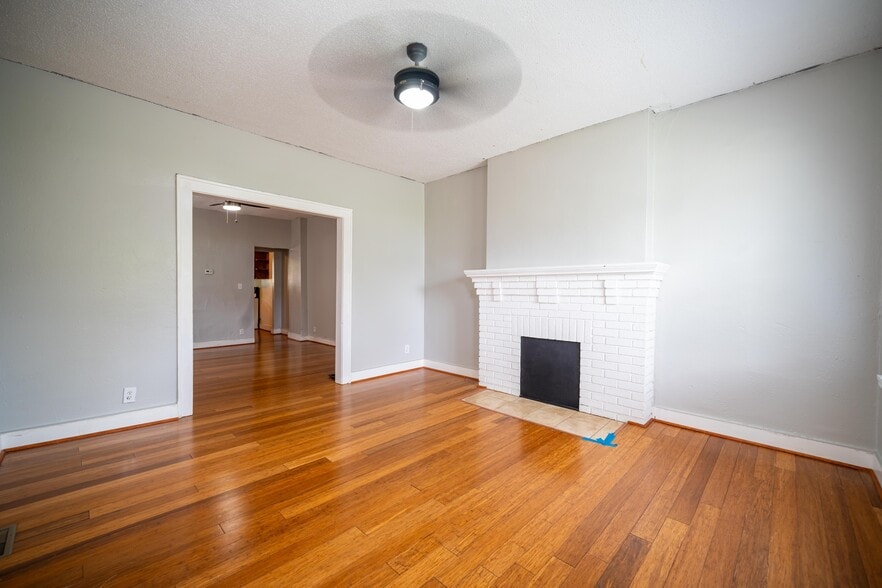 Weinland Park Multifamily portefeuille de 7 biens à vendre sur LoopNet.fr - Photo intérieure – Image 2 sur 14