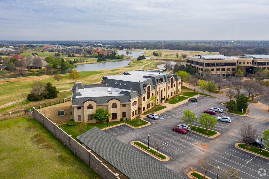4811 Gaillardia Pky, Oklahoma City, OK à vendre - Photo de l’immeuble – Image 2 sur 8