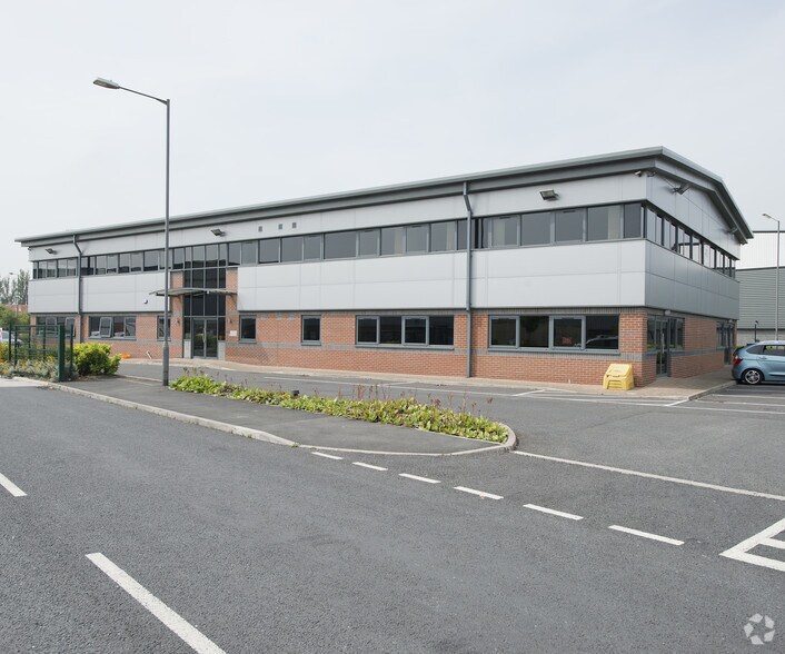 Aviation Rd, Sherburn In Elmet à louer - Photo de l’immeuble – Image 2 sur 2