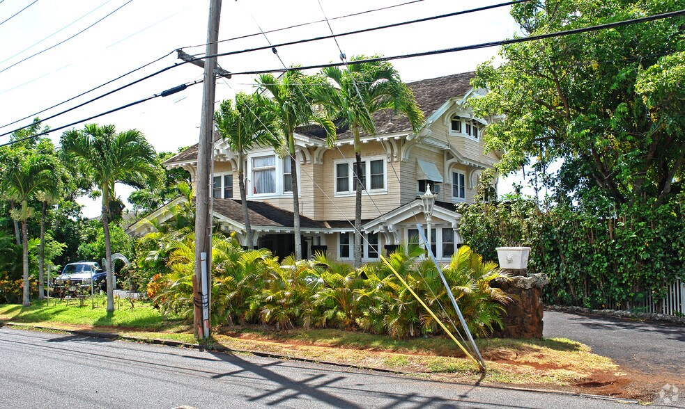 2001 Vancouver Dr, Honolulu, HI à vendre - Photo principale – Image 1 sur 6