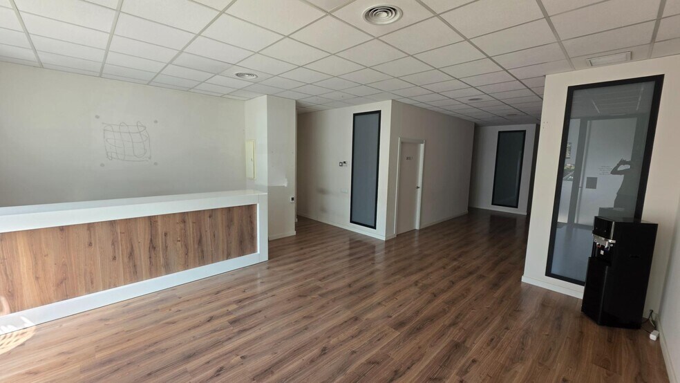 Local commercial dans Ontinyent, Valencia à louer - Photo intérieure – Image 1 sur 12