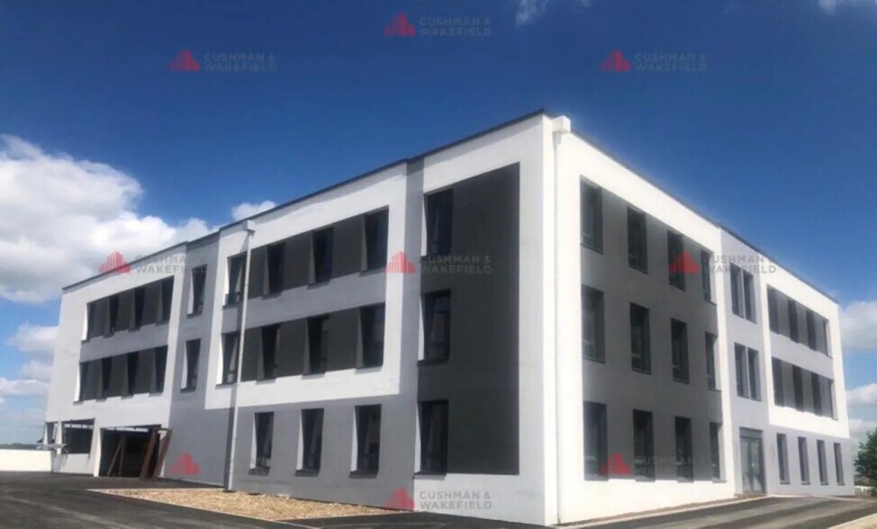 Bureau dans Fontaine-lès-Dijon à louer - Photo de l’immeuble – Image 2 sur 4