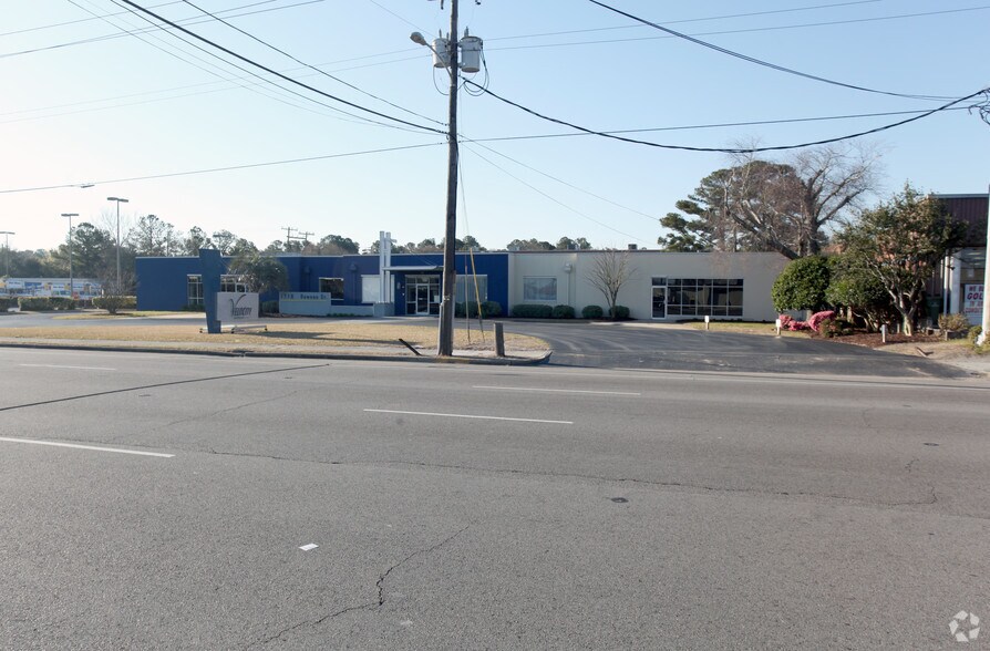 1710 Dawson St, Wilmington, NC à louer - Photo de l’immeuble – Image 2 sur 5