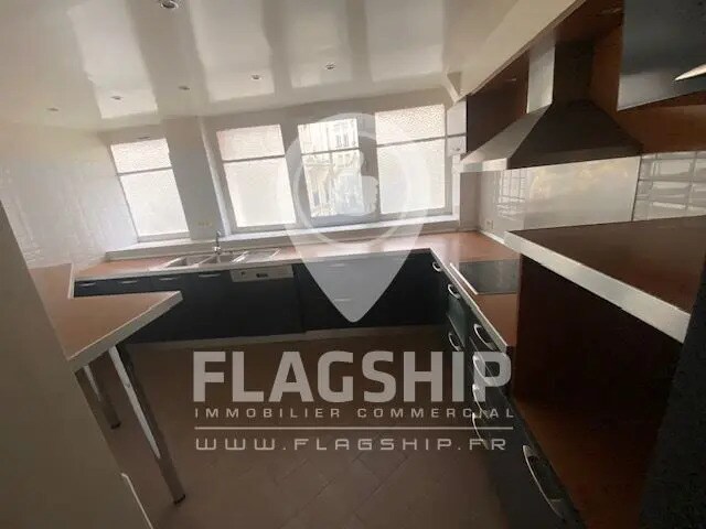 Bureau dans Paris à vendre - Photo de l’immeuble – Image 3 sur 7