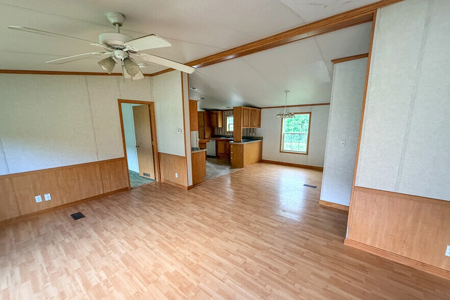 3033 Theodore Roosevelt Hwy, Waterbury, VT à vendre - Photo de l’immeuble – Image 2 sur 10