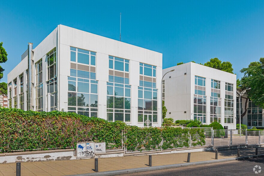 Calle de San Severo, 26/28, Madrid, Madrid à vendre - Photo principale – Image 1 sur 7