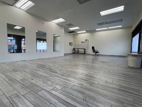 5902-5904 Atlantic Blvd, Maywood, CA à louer Photo de l’immeuble– Image 1 sur 6