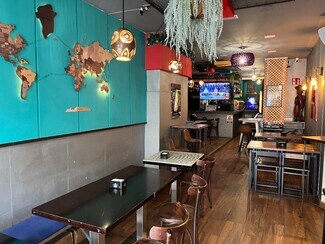 Plus de détails pour Local commercial à louer