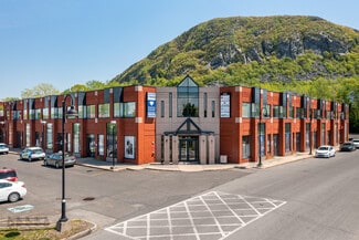 Plus de détails pour 370-380 Boul Sir-Wilfrid-Laurier, Mont-St-Hilaire, QC - Bureau à louer