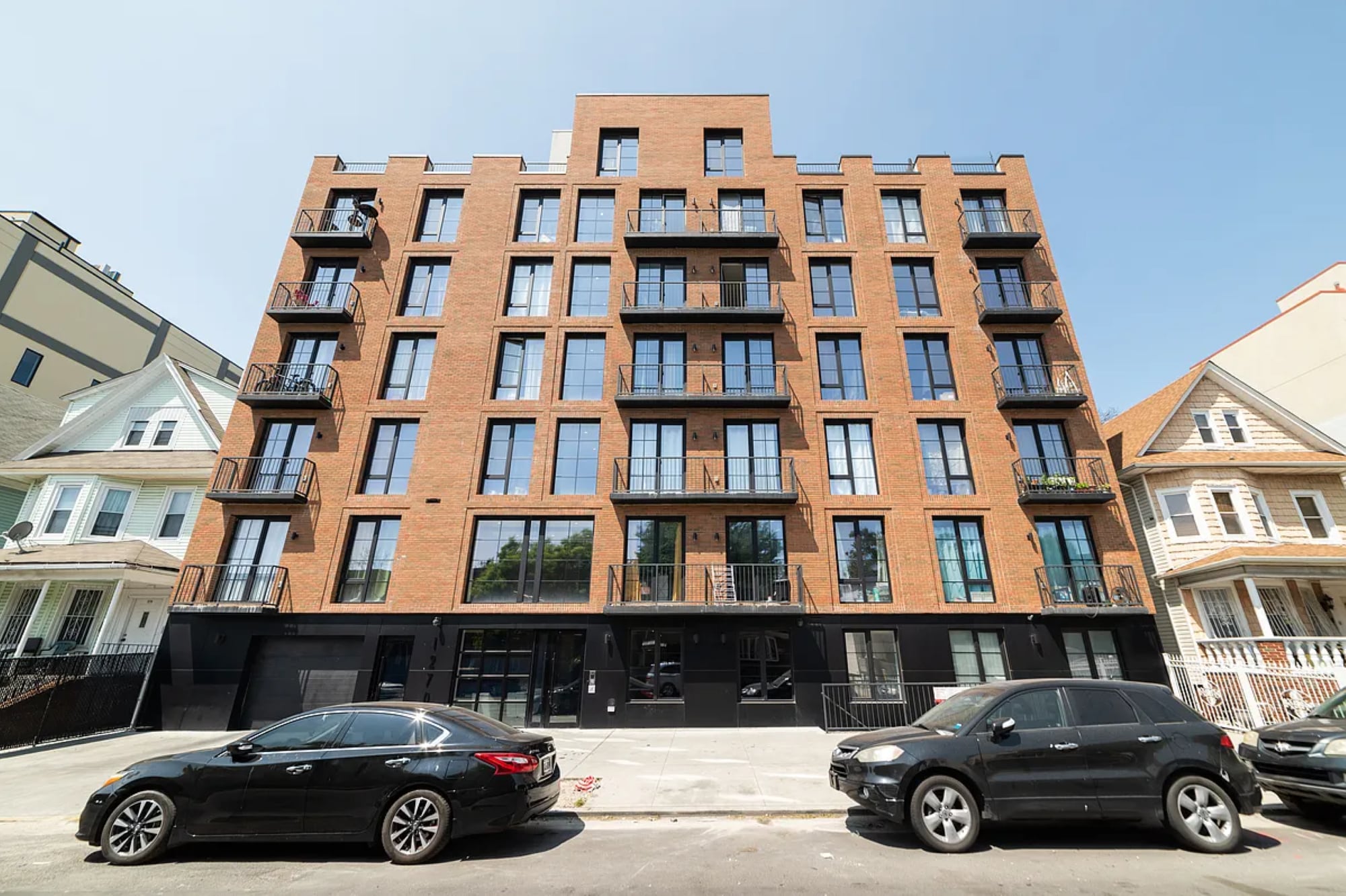 1270 New York Ave, Brooklyn, NY à vendre Photo de l’immeuble– Image 1 sur 10