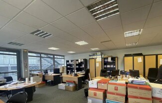 Plus de détails pour Bureau à louer